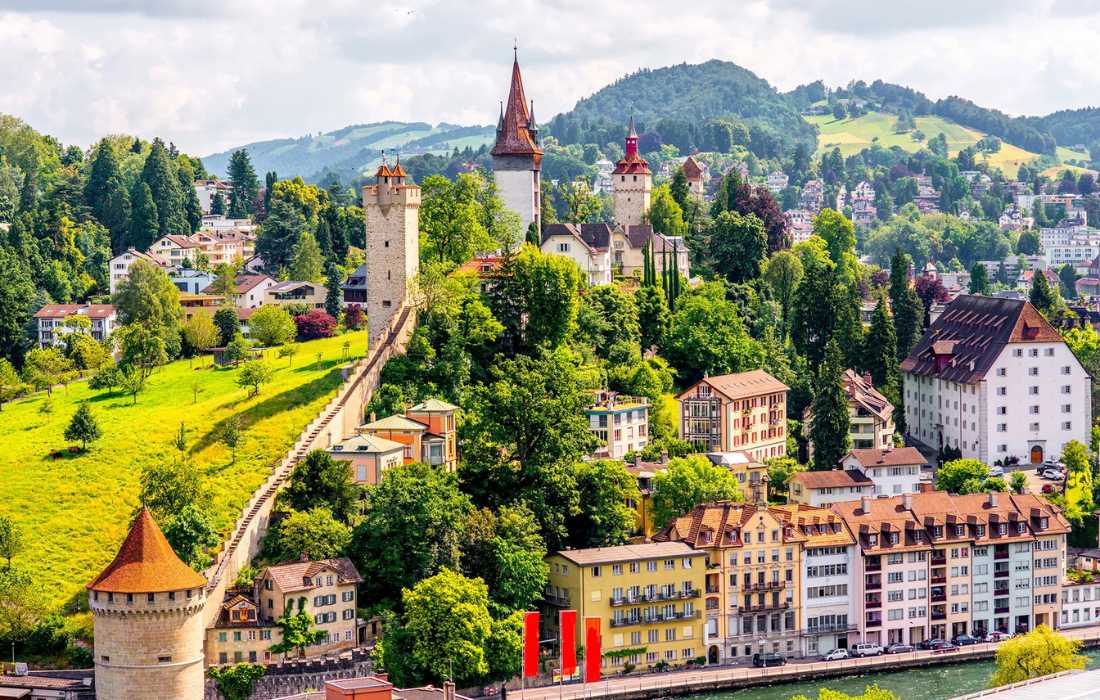 10 Best Places to Visit in Switzerland